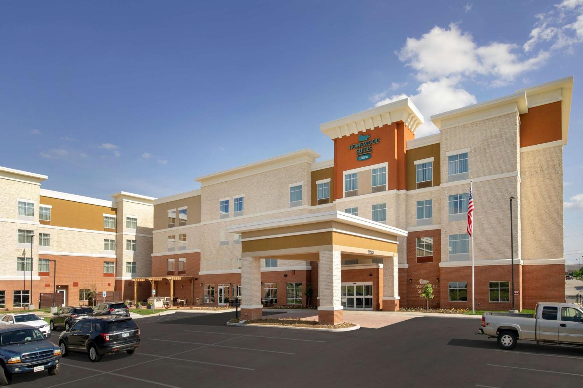 Homewood Suites By Hilton Kansas City Speedway Exterior photo